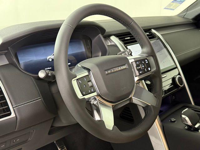 new 2025 Land Rover Discovery car, priced at $74,775
