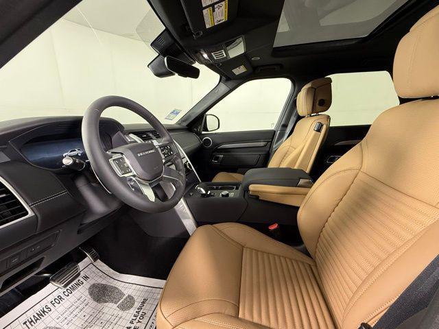 new 2025 Land Rover Discovery car, priced at $74,775