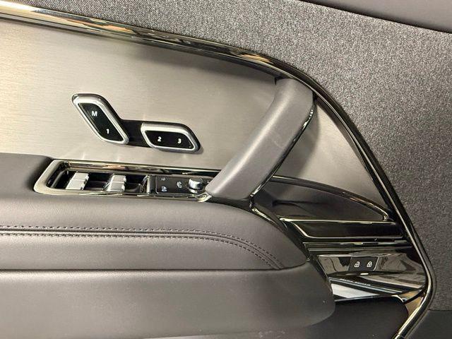 new 2025 Land Rover Range Rover Sport car, priced at $109,315