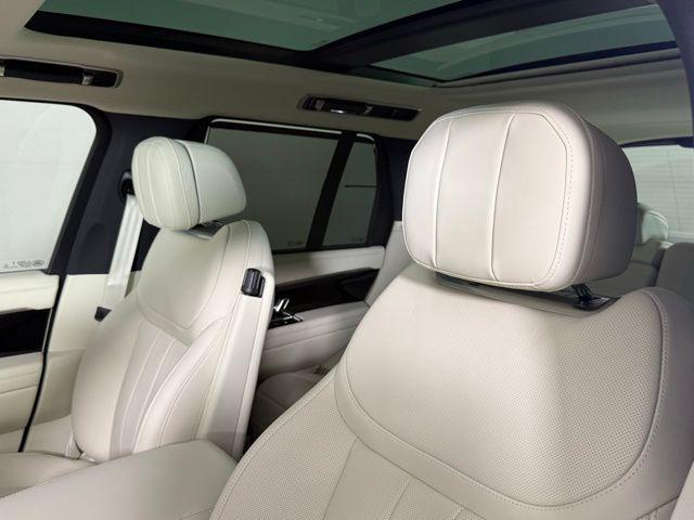 new 2025 Land Rover Range Rover car