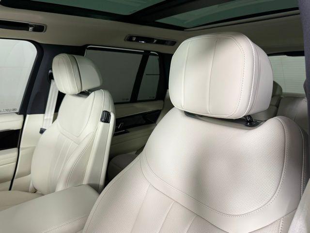 new 2025 Land Rover Range Rover car