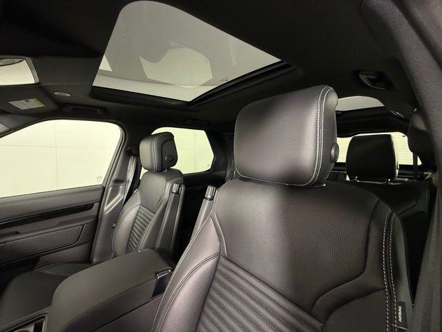 new 2025 Land Rover Discovery car, priced at $67,803