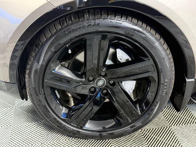 new 2026 Land Rover Discovery car