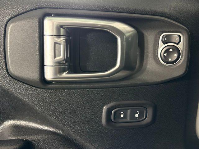 used 2020 Jeep Wrangler Unlimited car, priced at $31,900