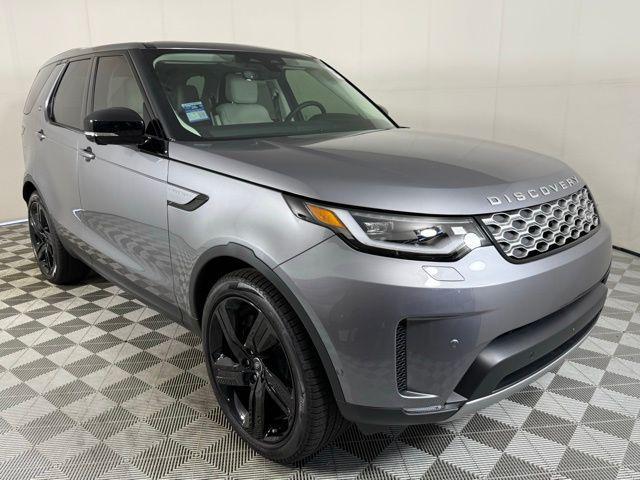 new 2025 Land Rover Discovery car, priced at $70,868