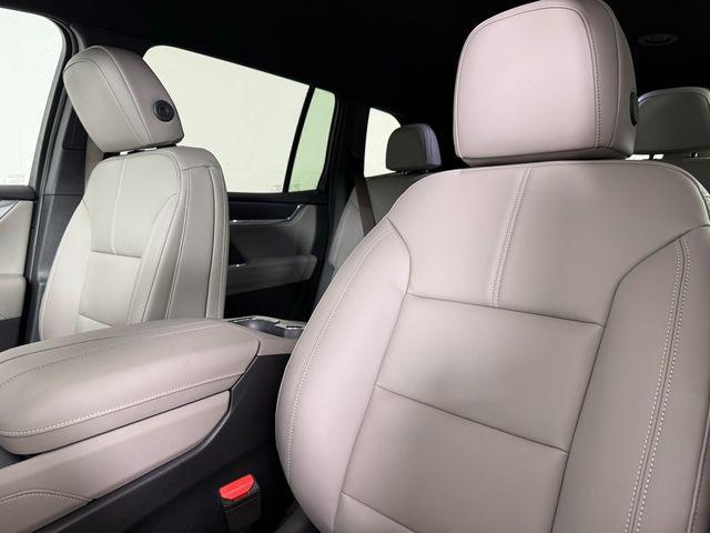 used 2025 GMC Acadia car, priced at $38,900
