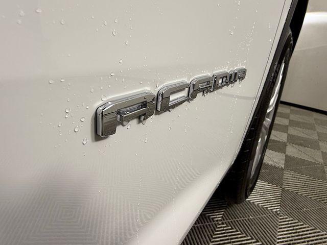 used 2025 GMC Acadia car, priced at $38,900
