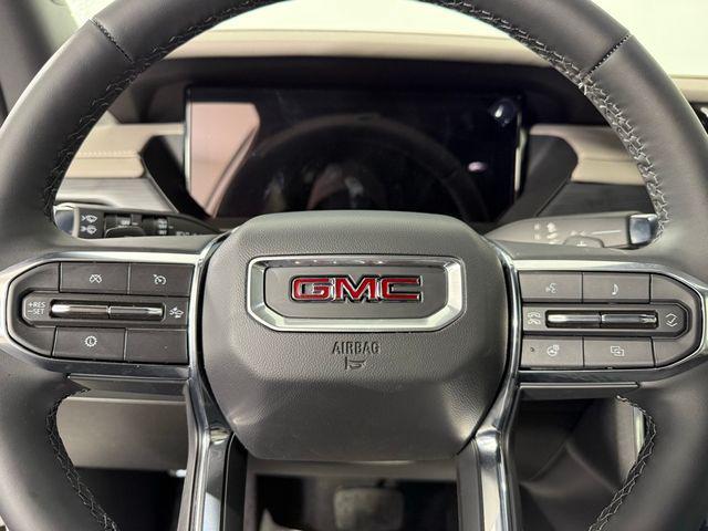 used 2025 GMC Acadia car, priced at $38,900