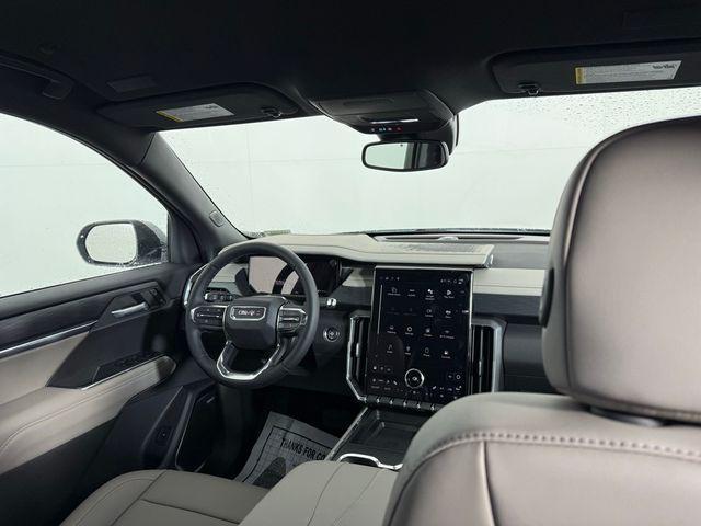 used 2025 GMC Acadia car, priced at $38,900