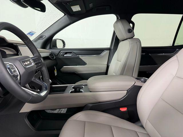 used 2025 GMC Acadia car, priced at $38,900