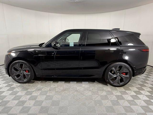 new 2025 Land Rover Range Rover Sport car