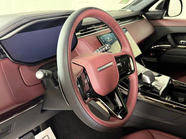 new 2025 Land Rover Range Rover Sport car