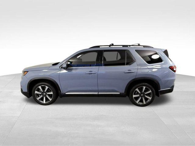 used 2025 Honda Pilot car, priced at $44,900