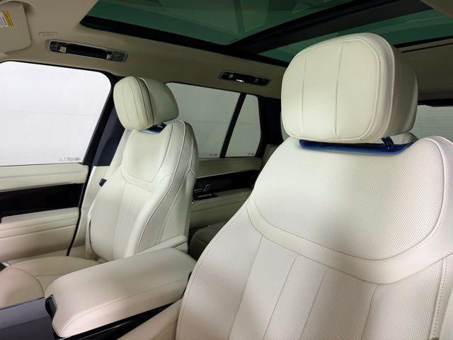 new 2025 Land Rover Range Rover car