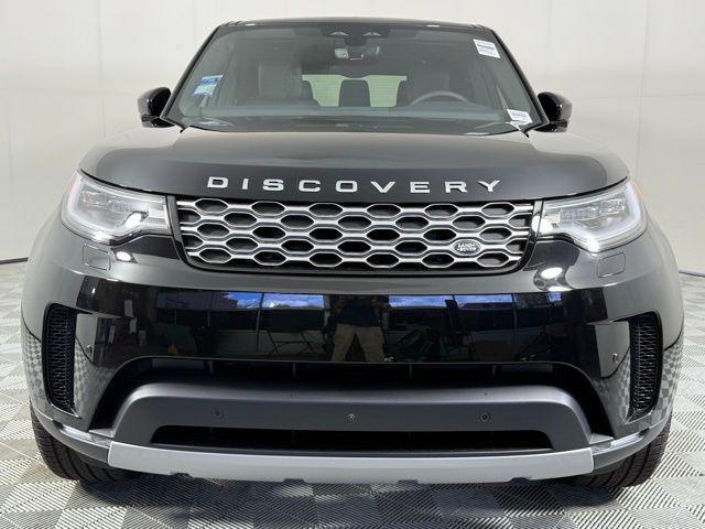 new 2025 Land Rover Discovery car, priced at $70,043