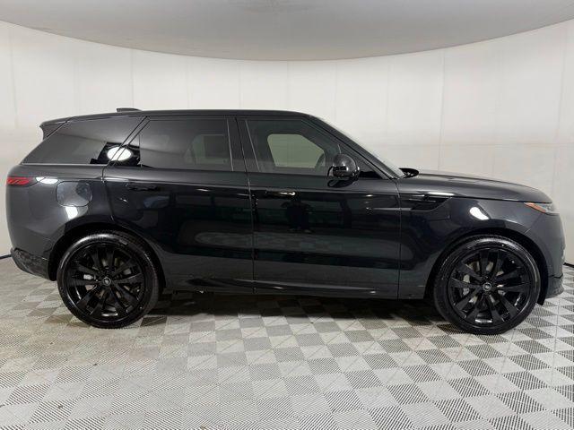 new 2025 Land Rover Range Rover Sport car