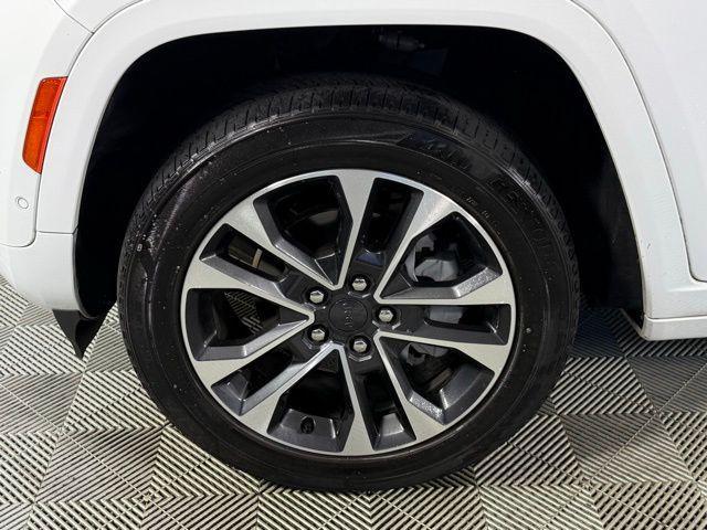 used 2022 Jeep Grand Cherokee car, priced at $37,900