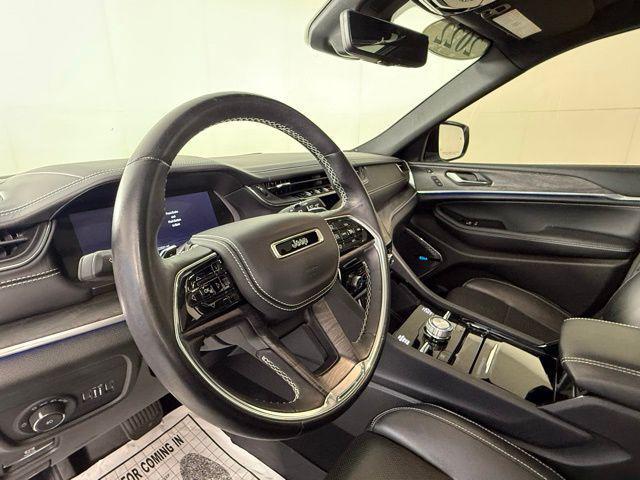 used 2022 Jeep Grand Cherokee car, priced at $37,900