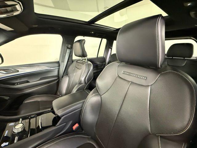 used 2022 Jeep Grand Cherokee car, priced at $37,900
