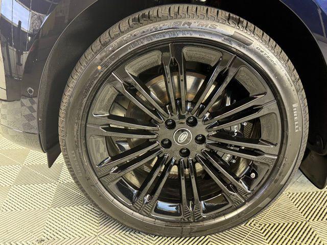 new 2025 Land Rover Range Rover car