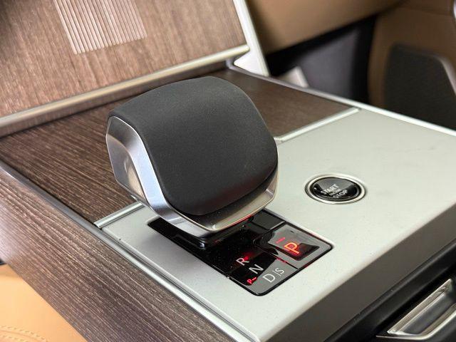 new 2025 Land Rover Range Rover car