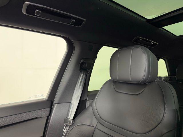 new 2025 Land Rover Range Rover Sport car, priced at $122,500