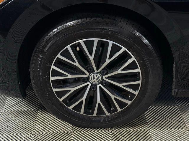 used 2021 Volkswagen Jetta car, priced at $17,500