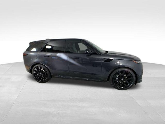 new 2025 Land Rover Range Rover Sport car, priced at $105,605