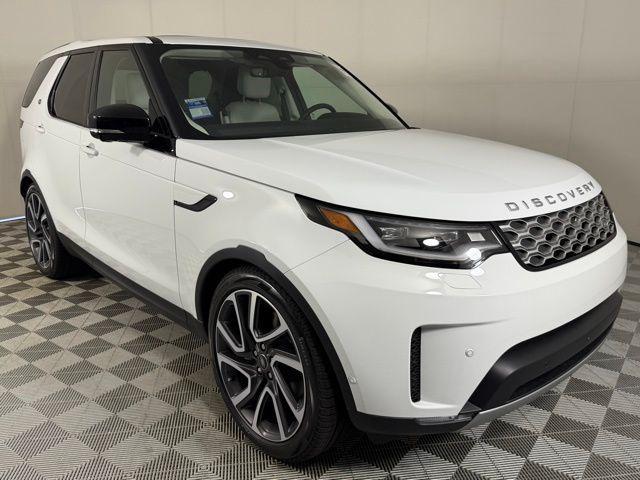 new 2025 Land Rover Discovery car, priced at $68,793