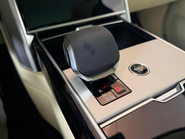 new 2025 Land Rover Range Rover car