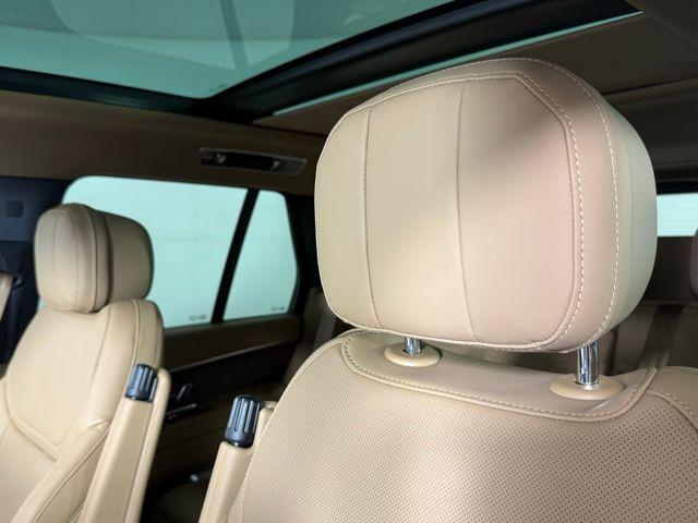 new 2025 Land Rover Range Rover car