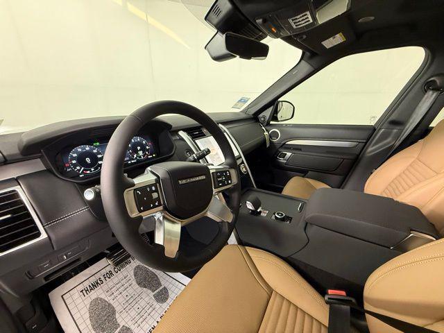new 2025 Land Rover Discovery car, priced at $84,668