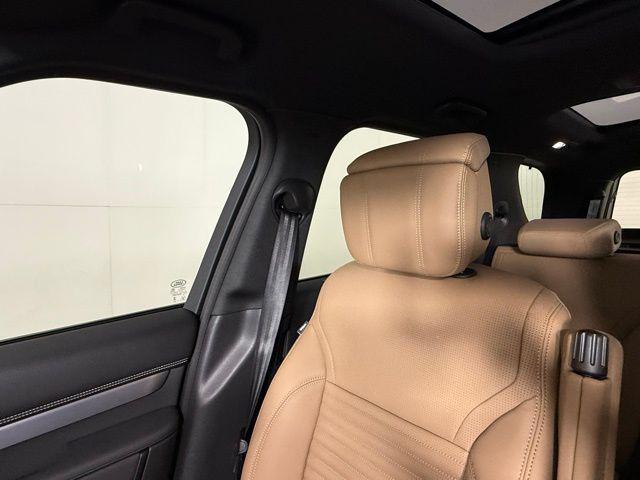 new 2025 Land Rover Discovery car, priced at $84,668