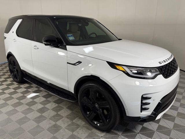 new 2025 Land Rover Discovery car, priced at $84,668