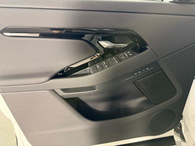 new 2026 Land Rover Range Rover Evoque car