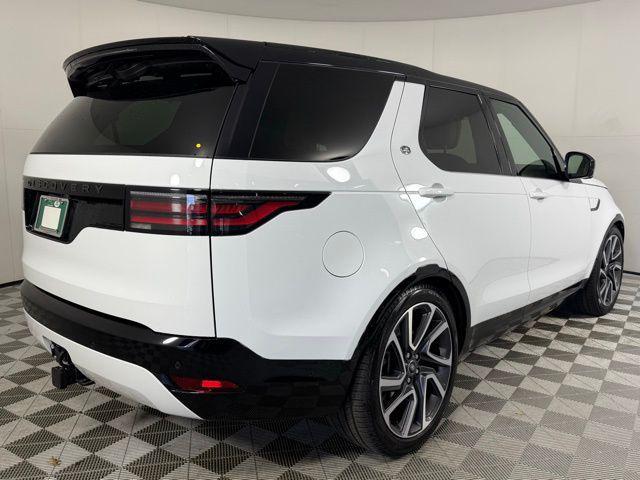 new 2025 Land Rover Discovery car, priced at $80,378