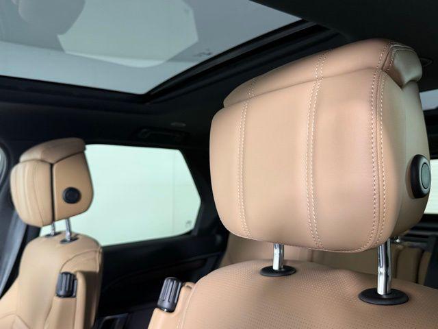 new 2025 Land Rover Discovery car, priced at $80,378