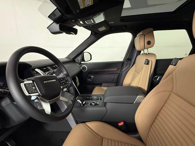 new 2025 Land Rover Discovery car, priced at $80,378
