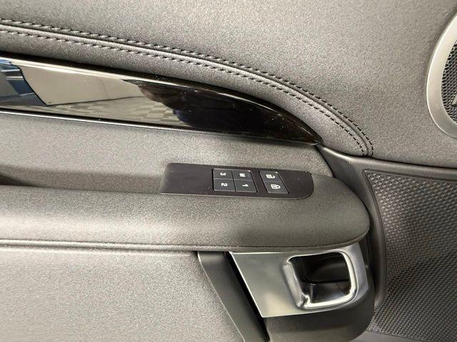 new 2025 Land Rover Discovery car, priced at $69,968