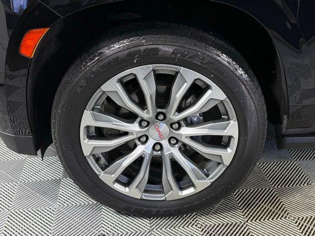 used 2022 GMC Yukon XL car, priced at $54,500