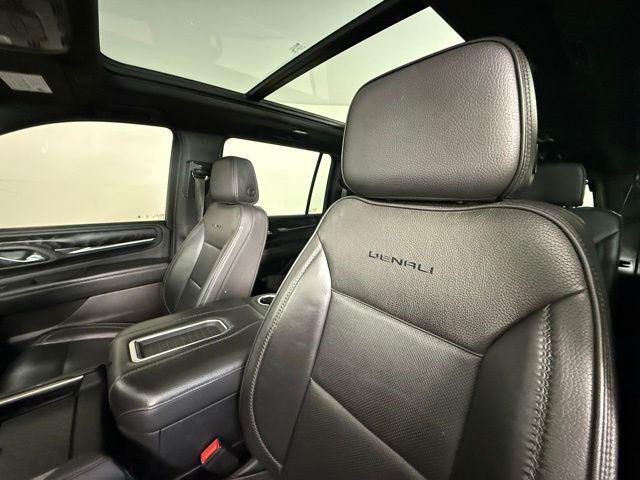 used 2022 GMC Yukon XL car, priced at $54,500