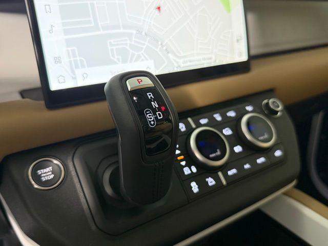 new 2025 Land Rover Defender car