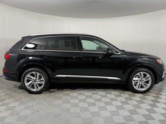 used 2023 Audi Q7 car, priced at $39,500