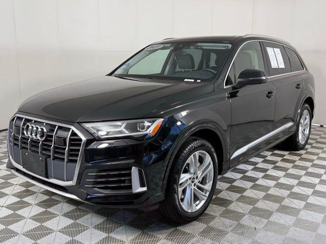 used 2023 Audi Q7 car, priced at $39,500