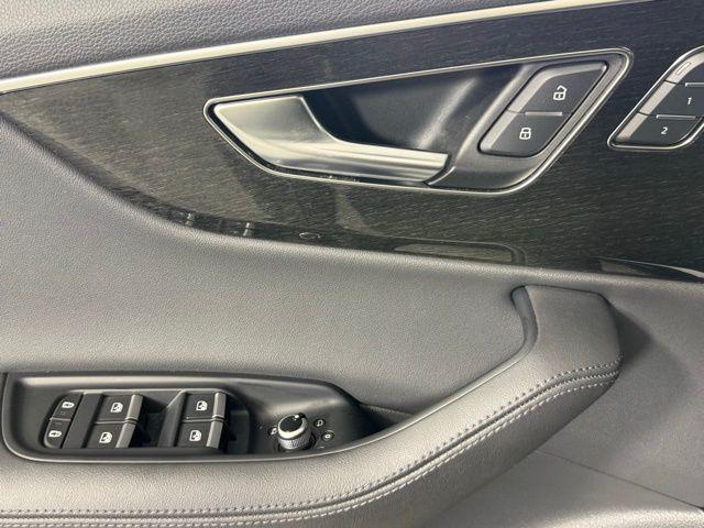 used 2023 Audi Q7 car, priced at $39,500
