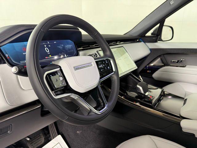 new 2025 Land Rover Range Rover Sport car