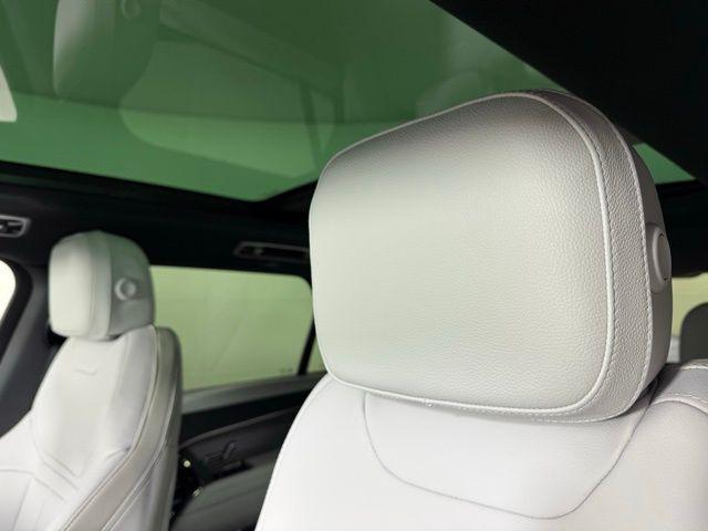 new 2025 Land Rover Range Rover Sport car
