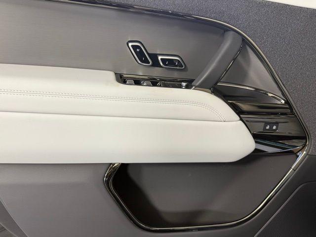 new 2025 Land Rover Range Rover Sport car, priced at $84,705