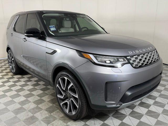 new 2025 Land Rover Discovery car, priced at $69,743