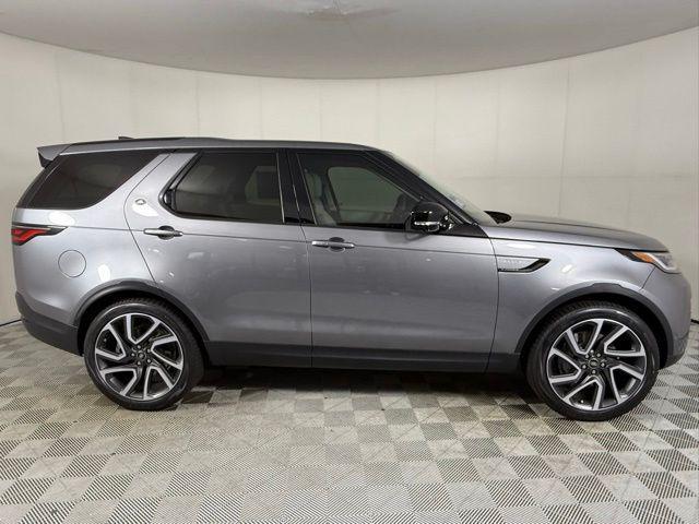 new 2025 Land Rover Discovery car, priced at $69,743